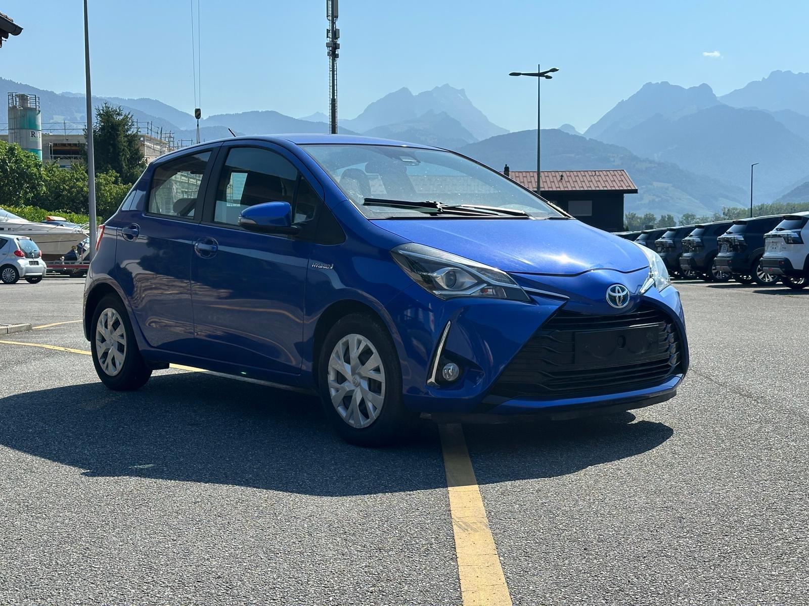TOYOTA Yaris 1.5 VVT-i Hybrid Trend e-CVT-image-6