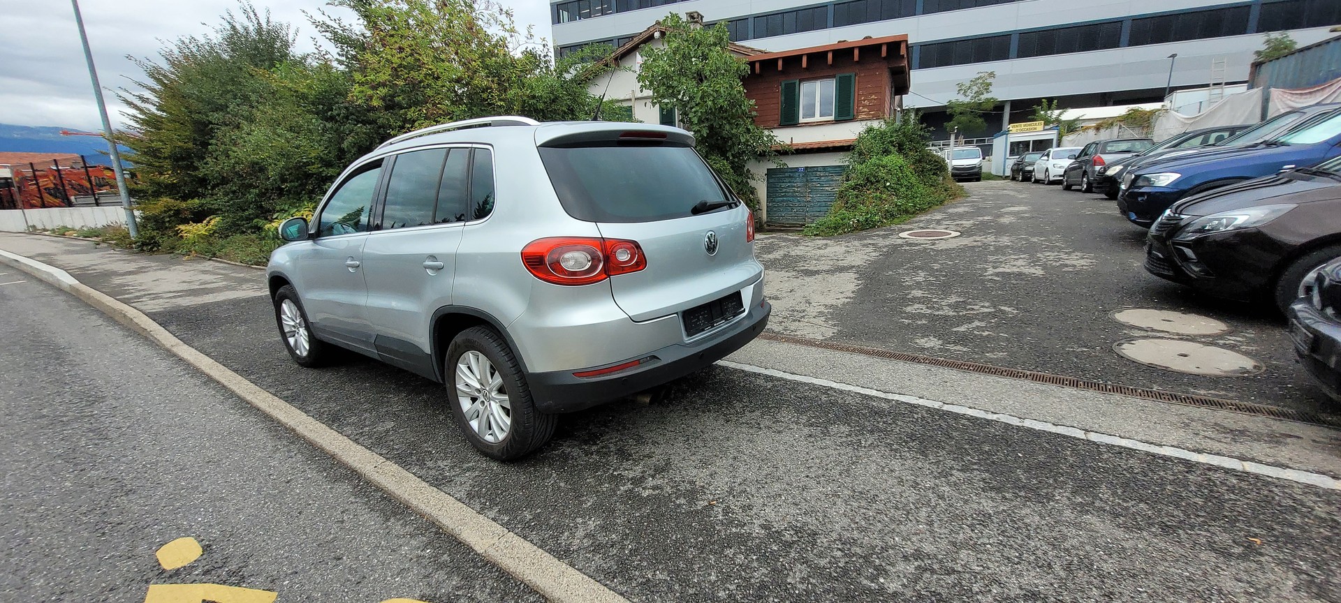 VW Tiguan 2.0 TSI Sport&Style-image-6