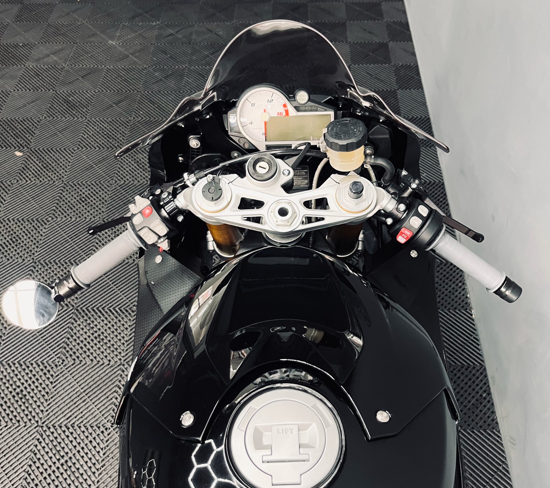BMW S 1000 RR ABS + DTC-image-14