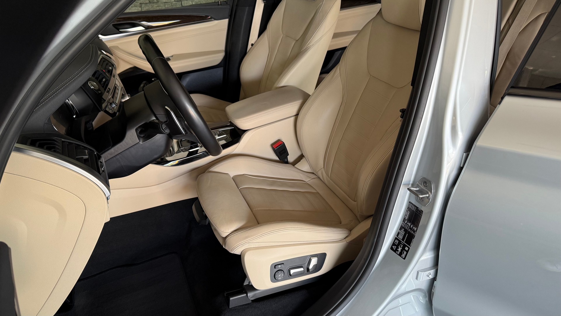 BMW X3 xDrive M40i Steptronic-image-8