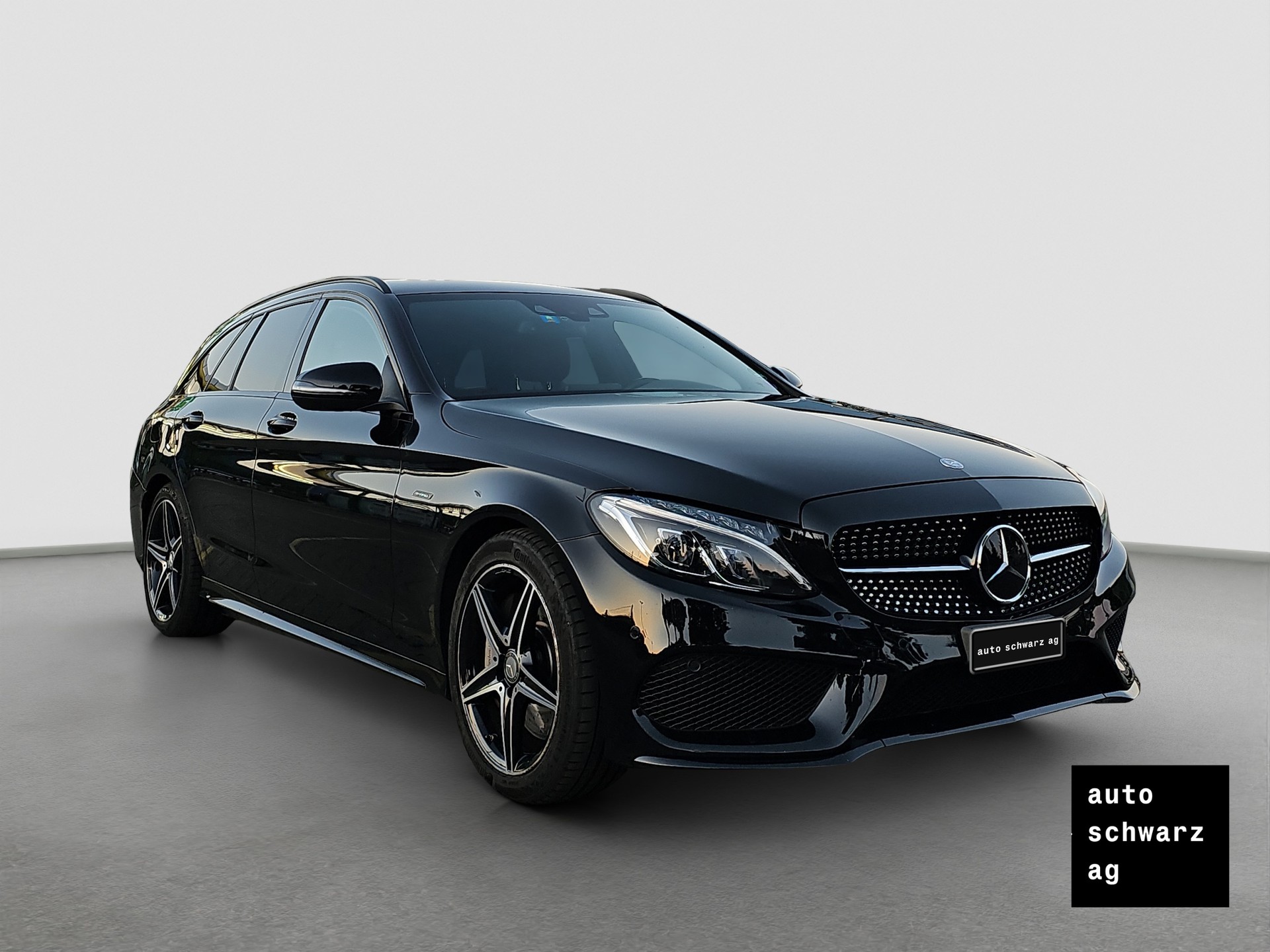 MERCEDES-BENZ C 450 AMG 4Matic 7G-Tronic-showroom-element-2