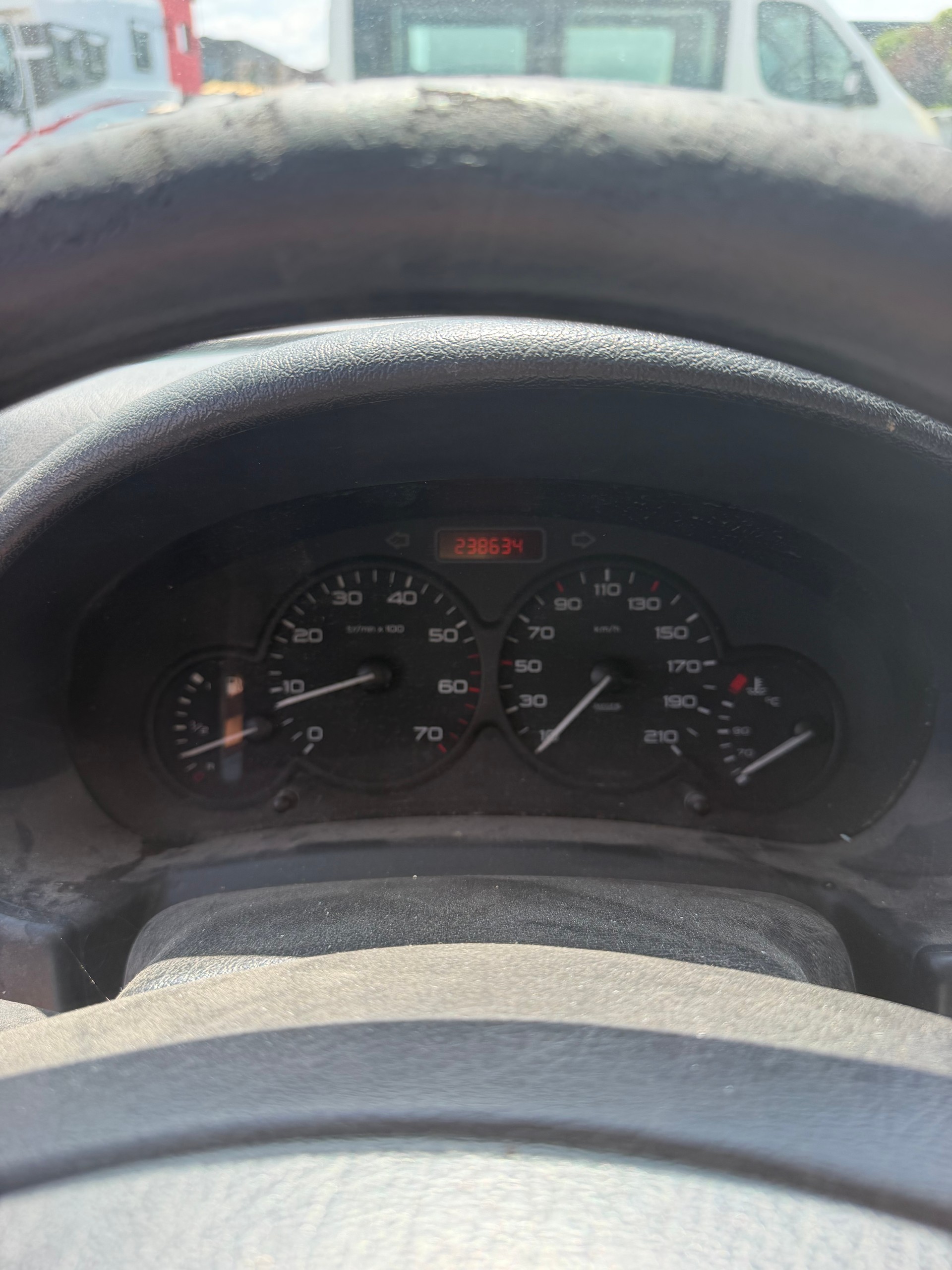 CITROEN Berlingo 1.6 HDi 600-image-8