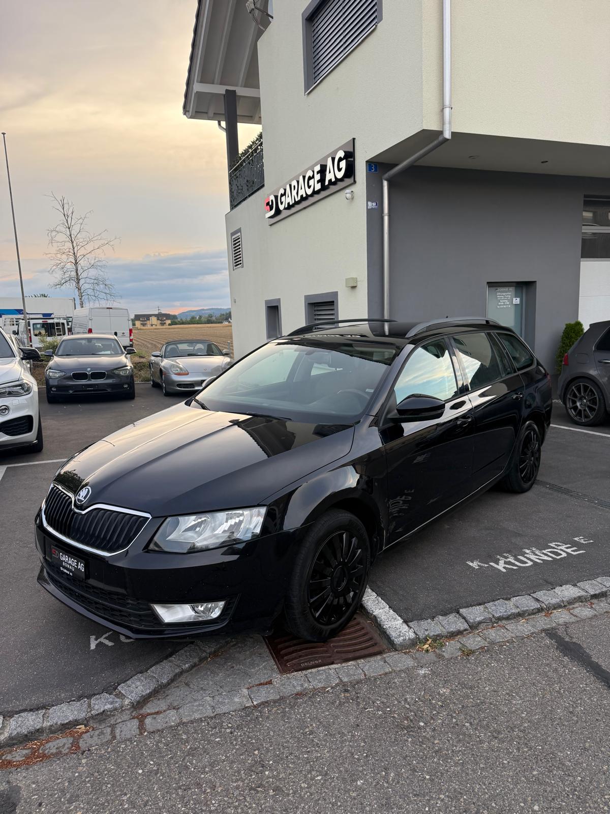 SKODA Octavia Combi 1.6 TDI Active DSG