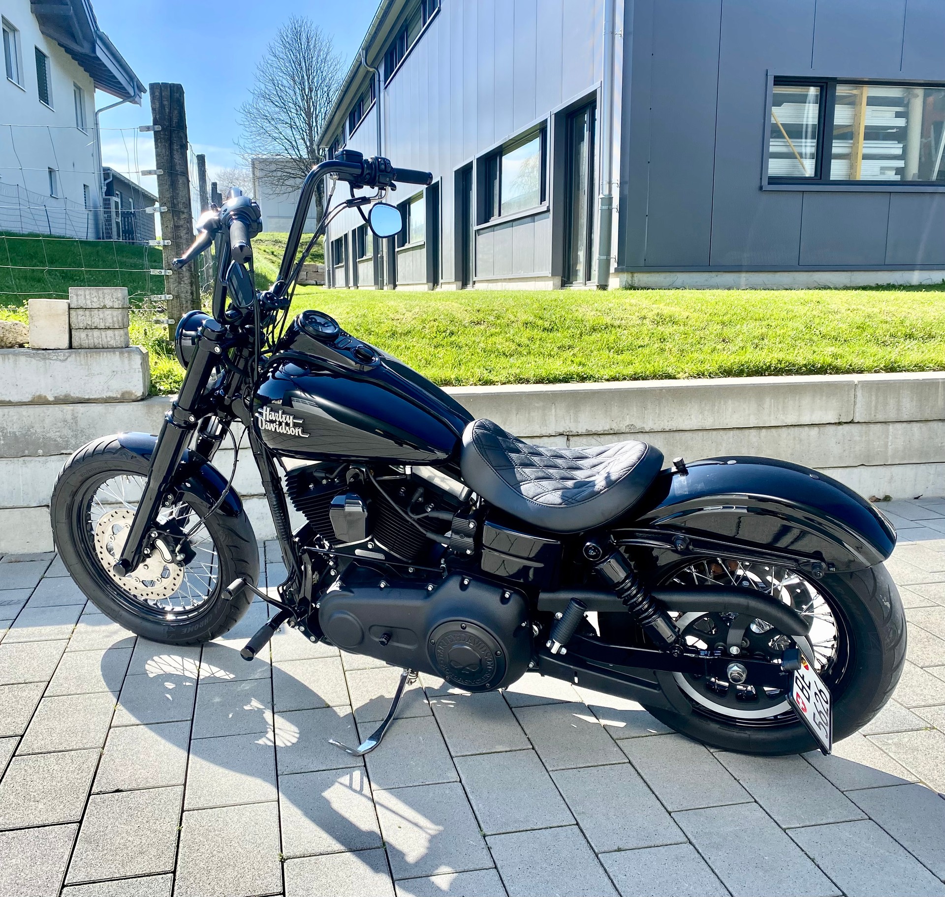 HARLEY-DAVIDSON FXDB Dyna Street Bob 103 ABS-image-2