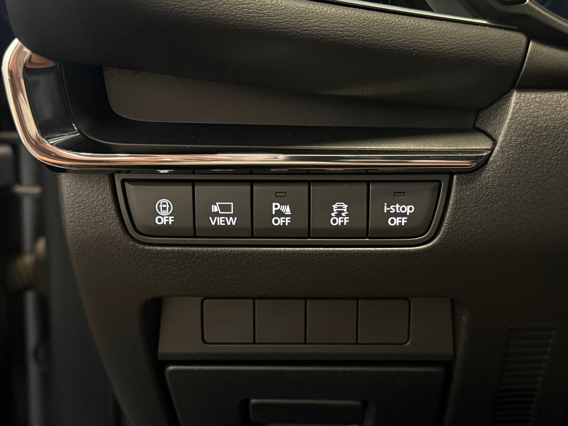 MAZDA 3 Hatchback SKYACTIV-X MHybrid 186 Revolution AWD Automat-image-8