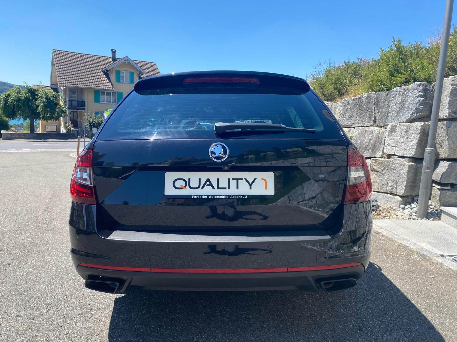 SKODA Octavia Combi 2.0 TSI RS 245 DSG-image-3