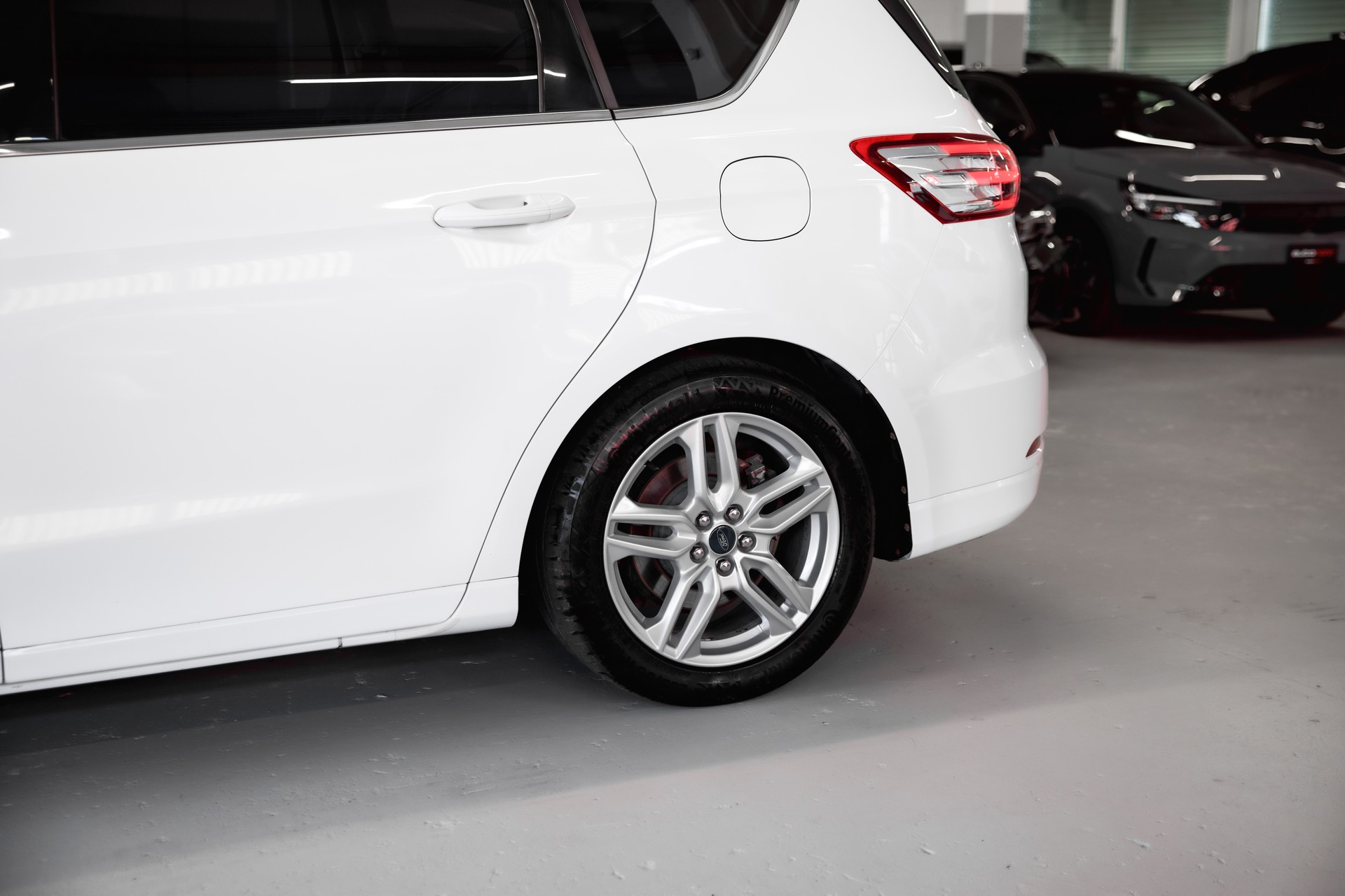 FORD S-Max 2.0 TDCi 180 Titanium FPS 4x4-image-15