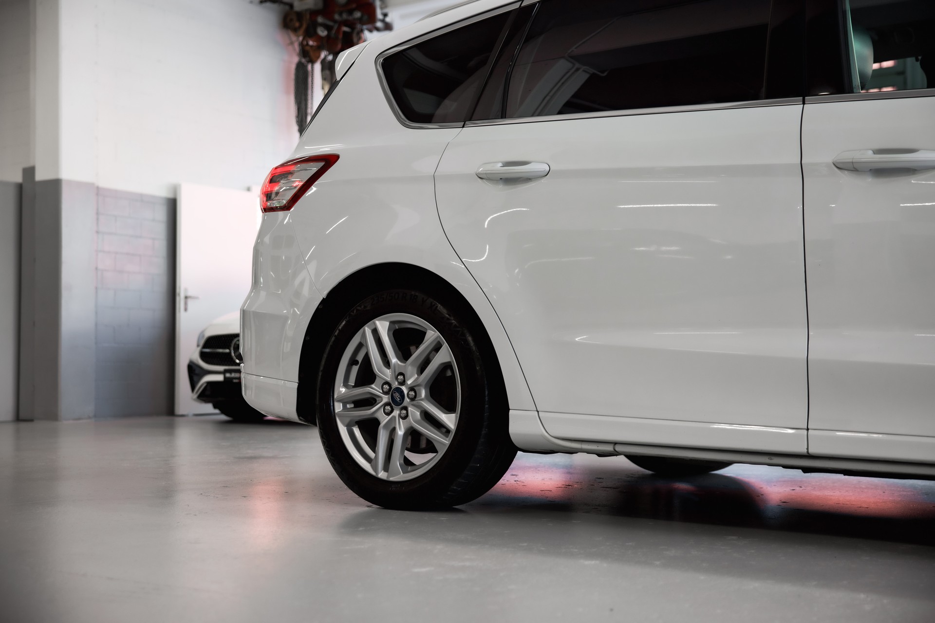 FORD S-Max 2.0 TDCi 180 Titanium FPS 4x4-image-11