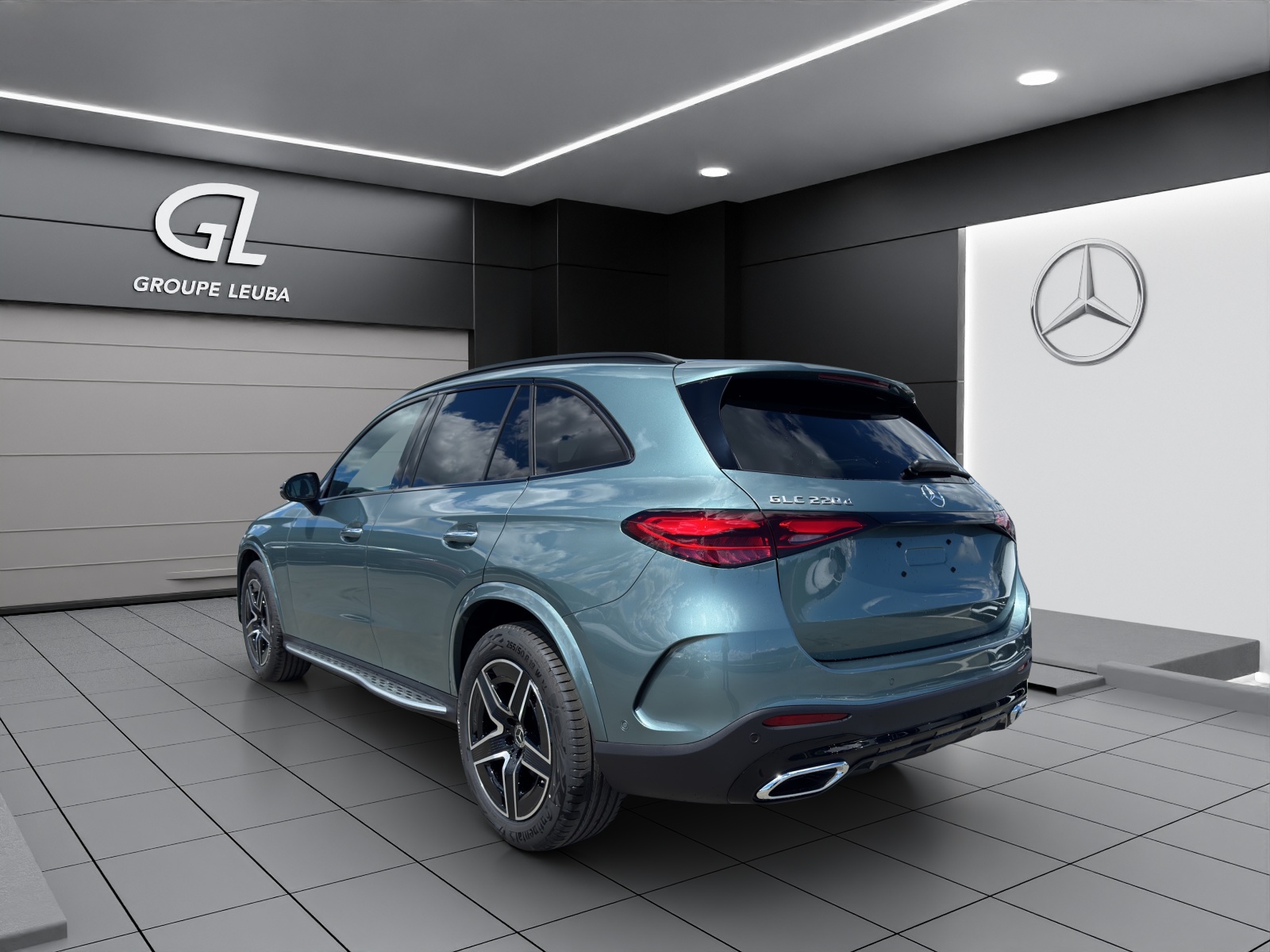 MERCEDES-BENZ GLC 220 d 4Matic 9G-Tronic-showroom-element-3