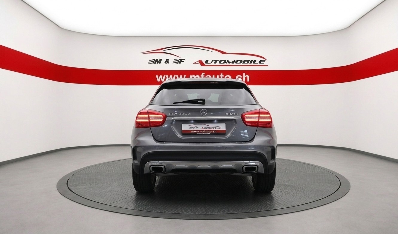 MERCEDES-BENZ GLA 220 d AMG Line 4m-image-4