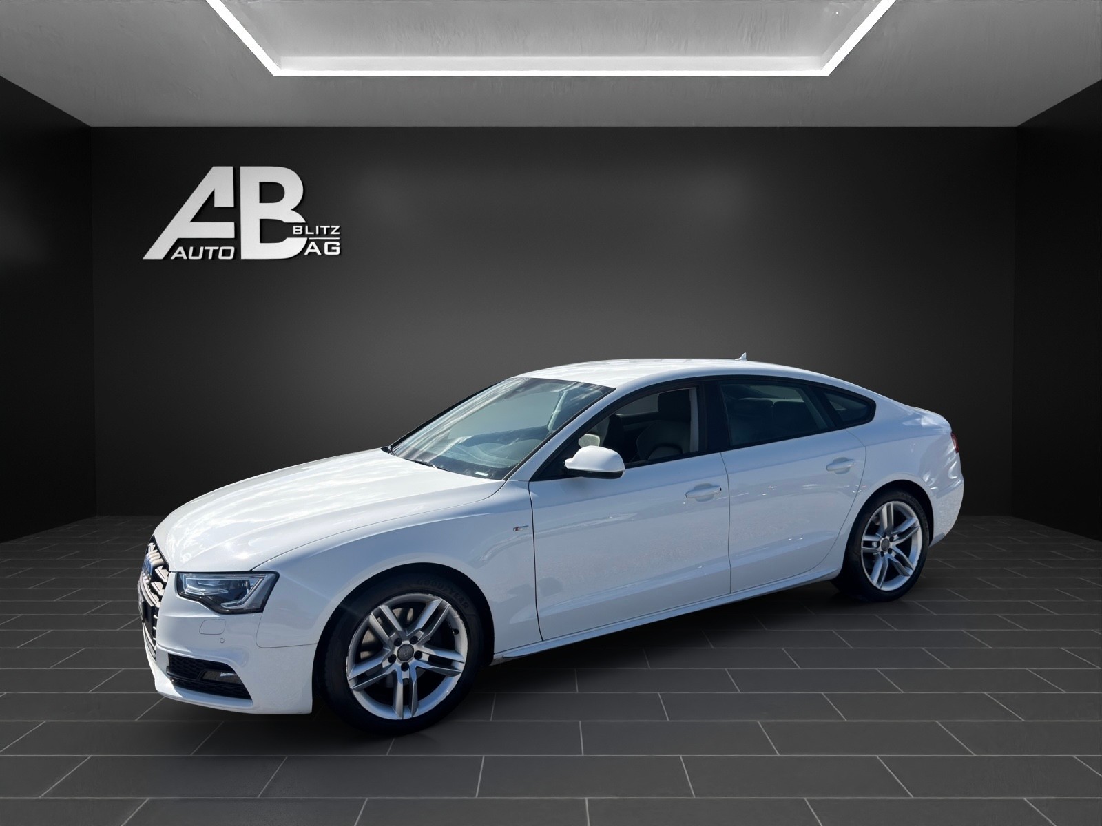 AUDI A5 Sportback 3.0 TDI S-Line quattro S-tronic mit 245 PS-showroom-element-1