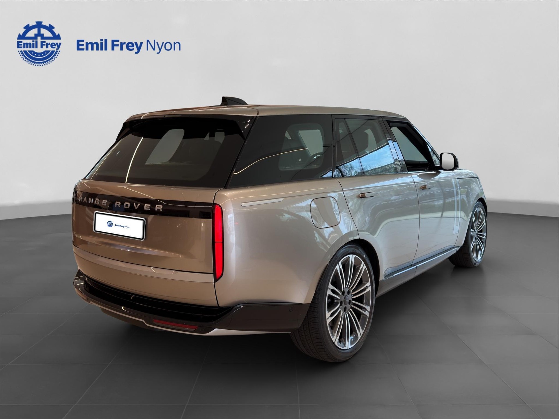 LAND ROVER Range Rover 4.4 V8 Autobiography-image-5
