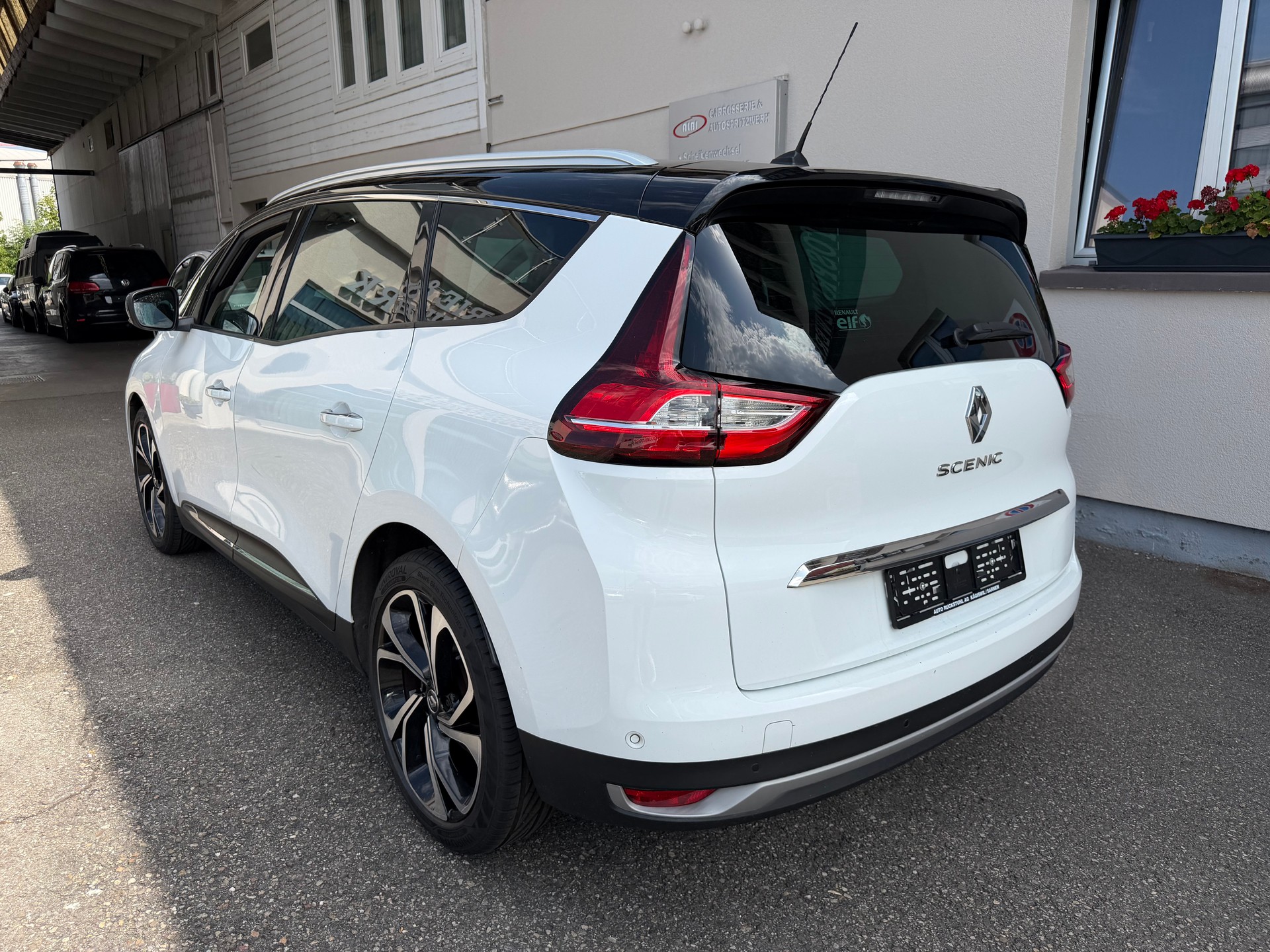 RENAULT Grand Scénic 1.3 16V Turbo Intens EDC-image-5