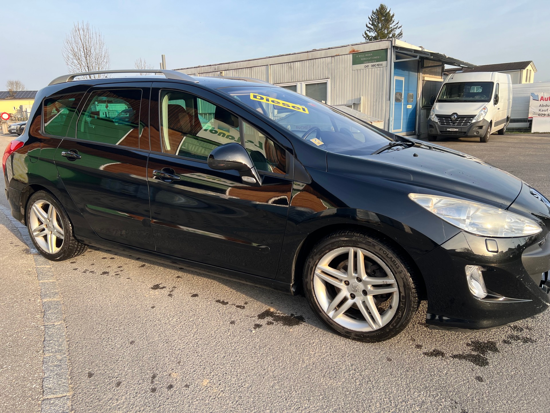 PEUGEOT 308 2.0 HDI Sport Pack-image-2