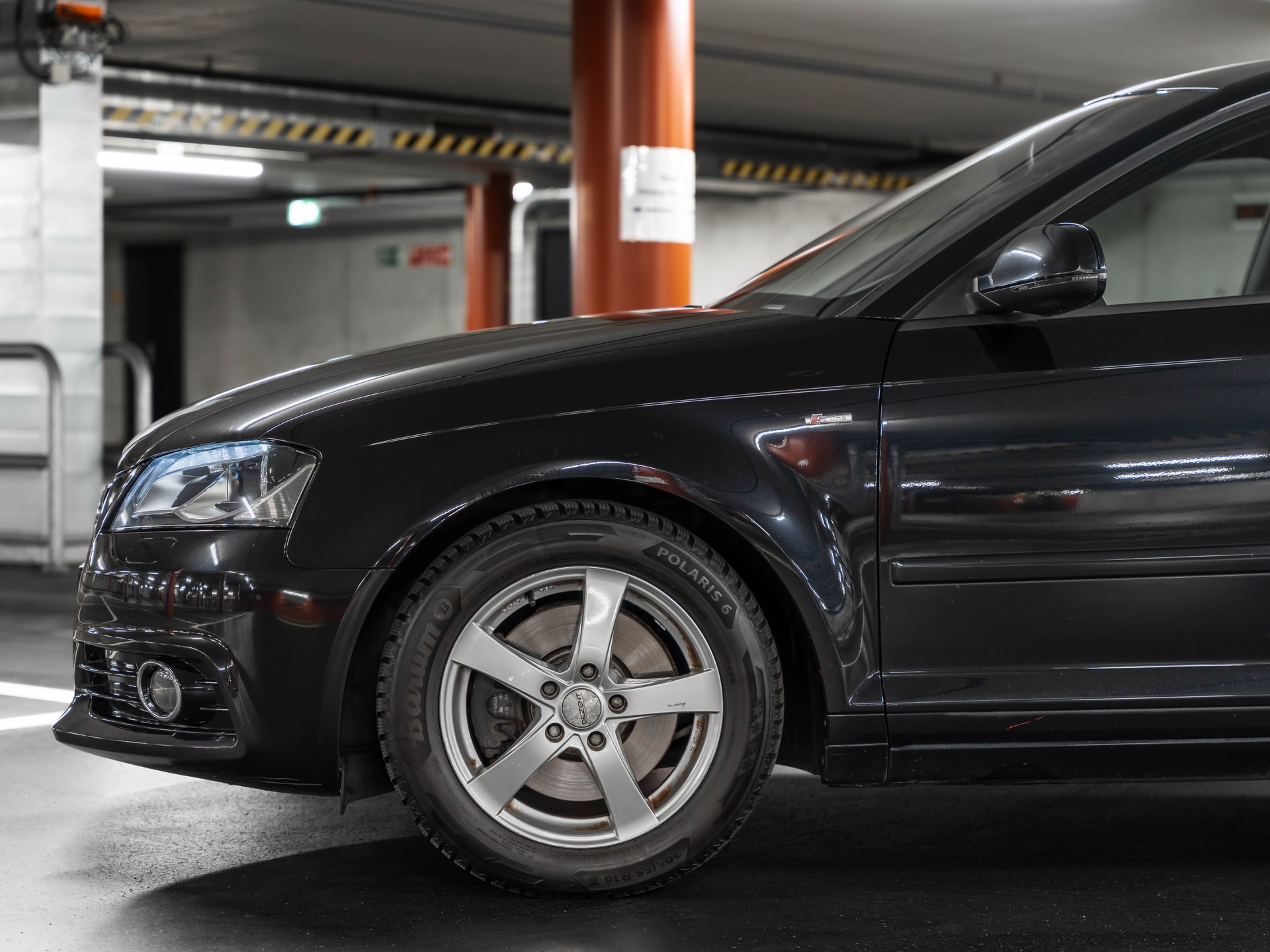 AUDI A3 Sportback 2.0 TFSI Ambition quattro S-tronic-showroom-element-3