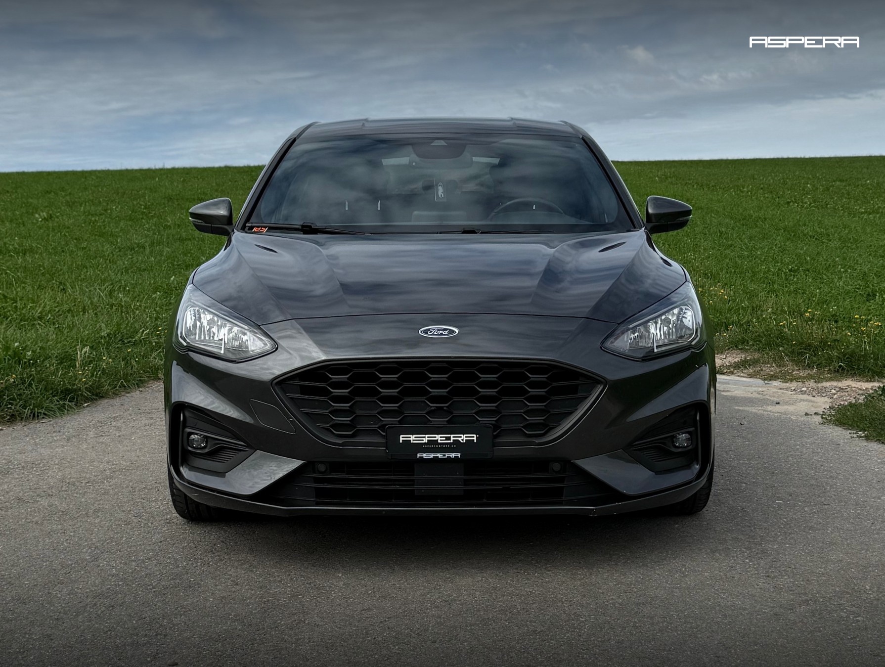 FORD Focus 1.0 SCTi ST Line-image-1