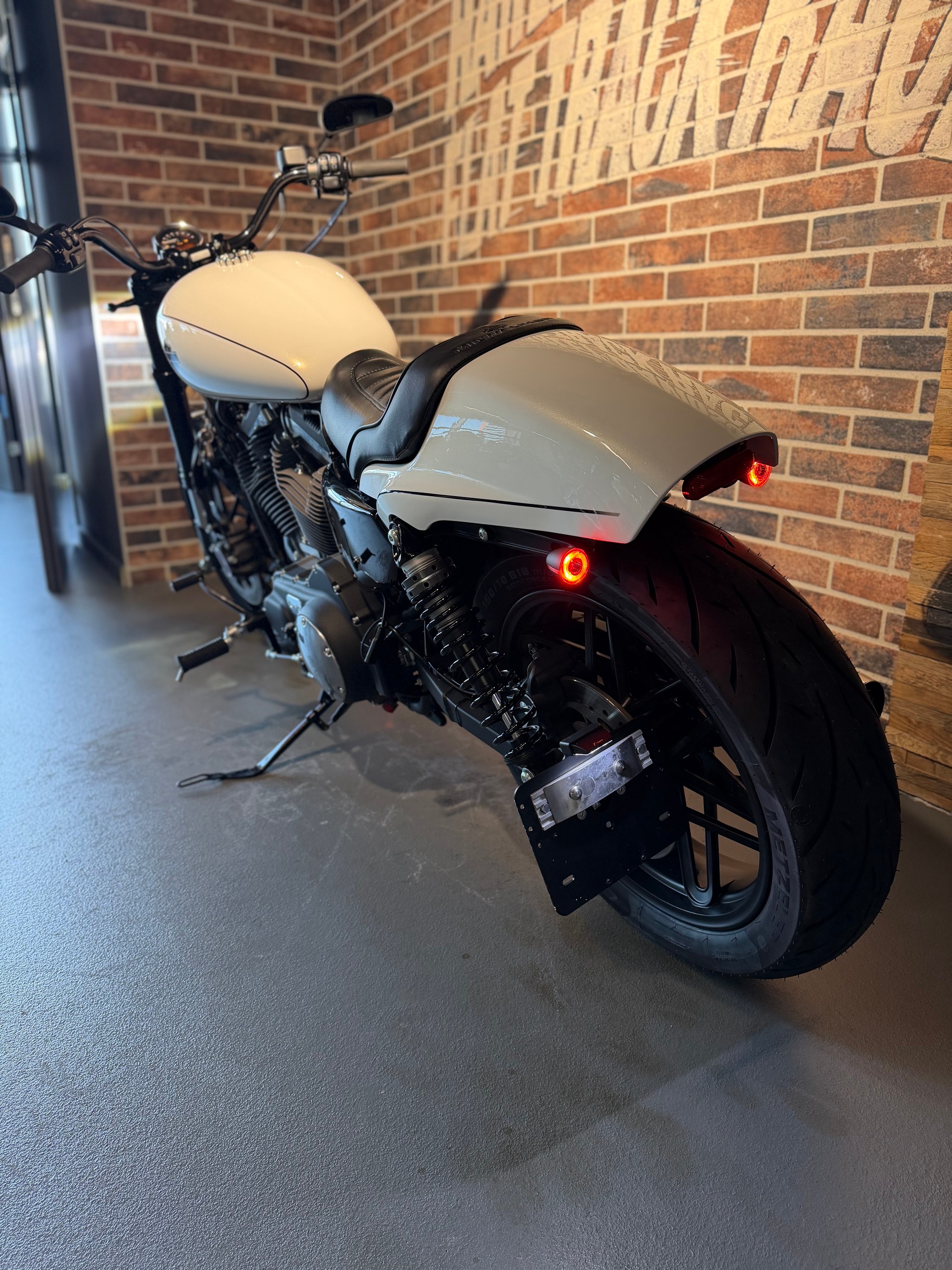 HARLEY-DAVIDSON XL 1200 CX Sportster Roadster ABS-image-3