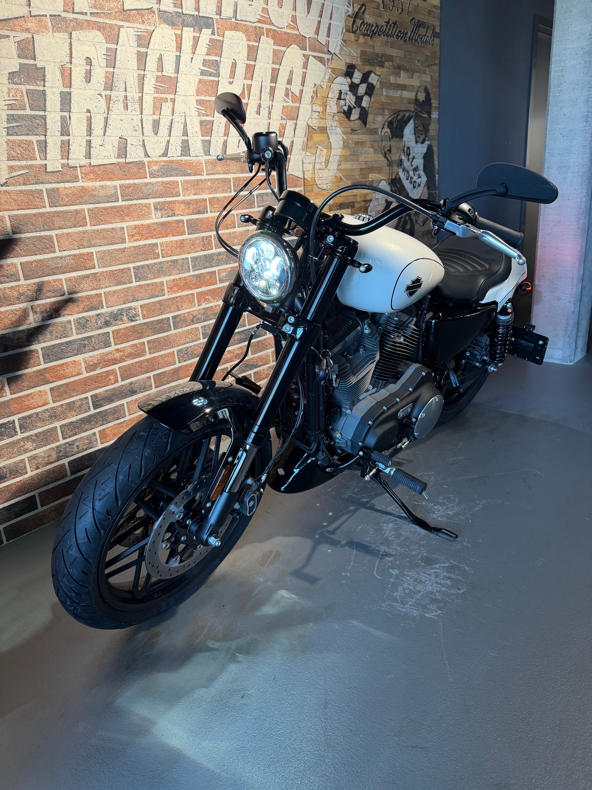 HARLEY-DAVIDSON XL 1200 CX Sportster Roadster ABS-image-6