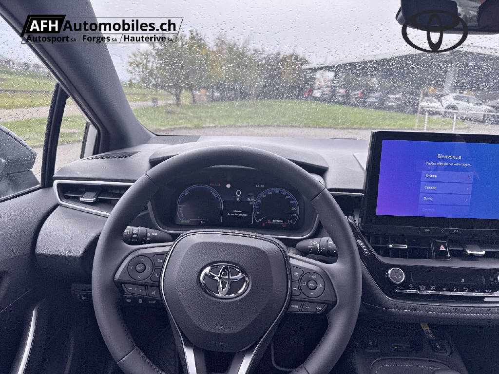 TOYOTA Corolla Touring Sports 1.8 HSD Trend-image-11
