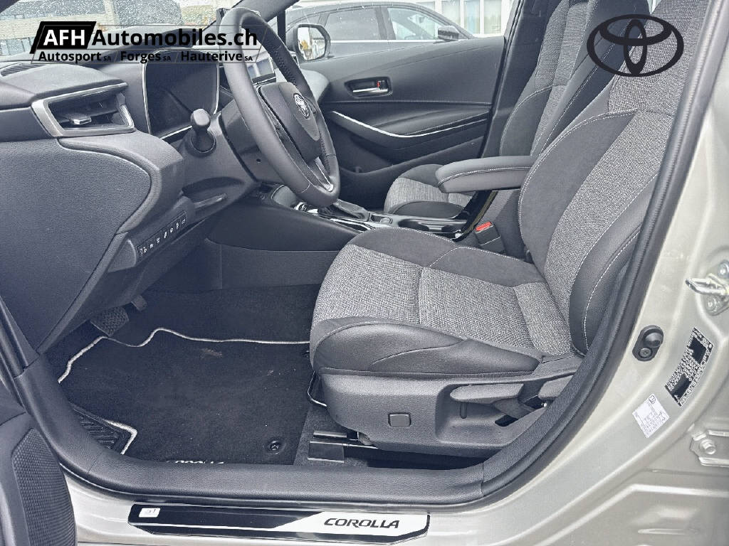 TOYOTA Corolla Touring Sports 1.8 HSD Trend-image-13