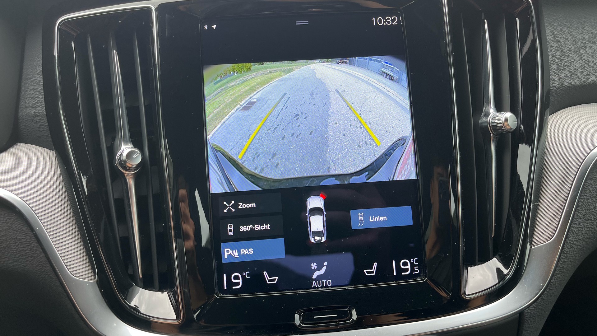 VOLVO S60 B5 AWD Benzin Mild Hybrid Plus Dark Geartronic-image-14