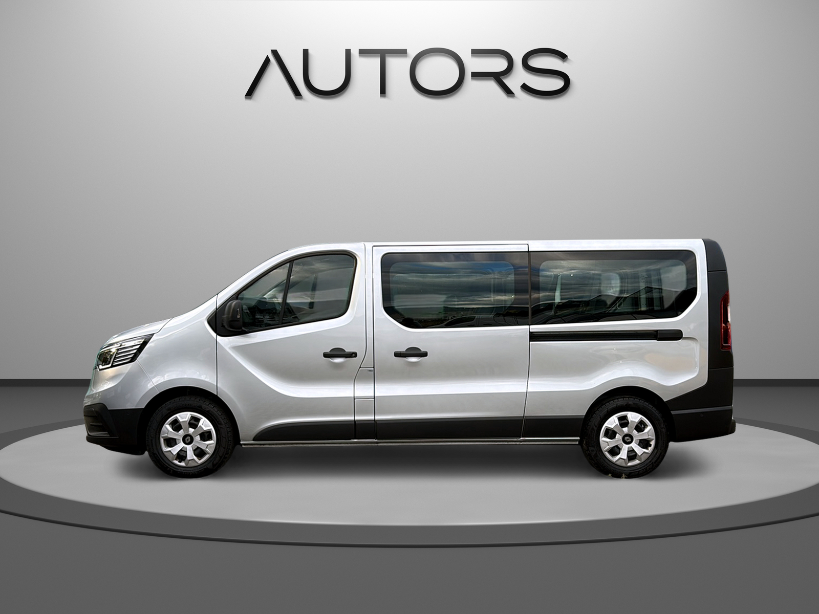 RENAULT Grand Passenger 2.0 dCi Blue 150 evolution-showroom-element-3