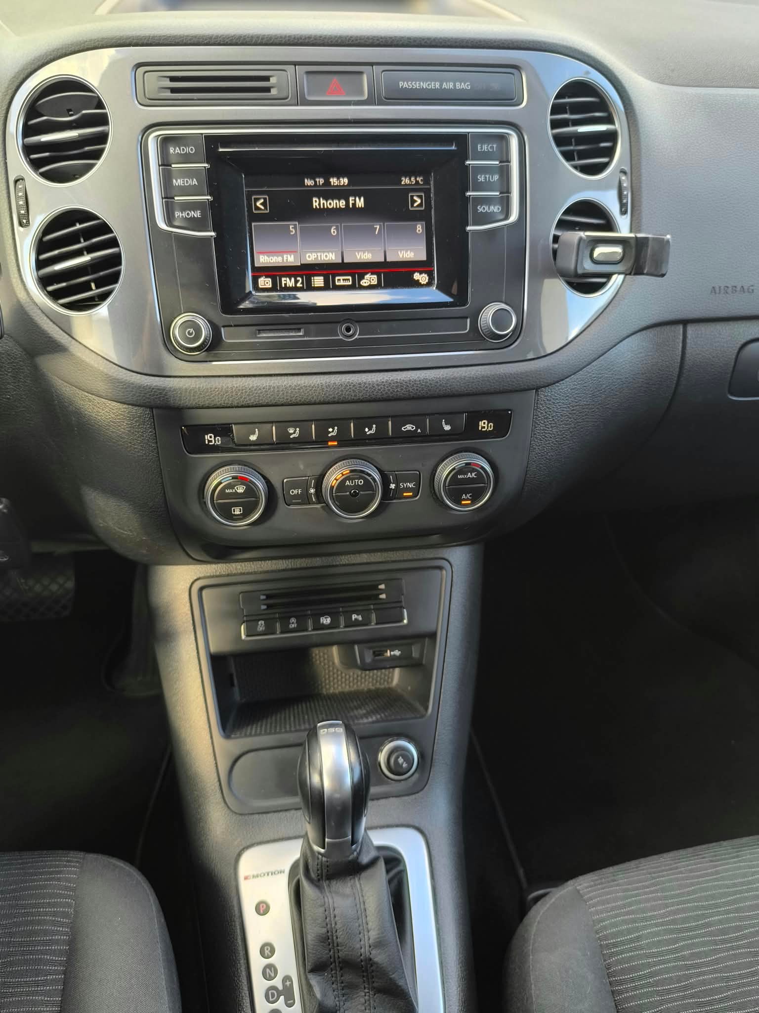 VW Tiguan 2.0 TDI BlueMotion Start 4Motion DSG-image-9