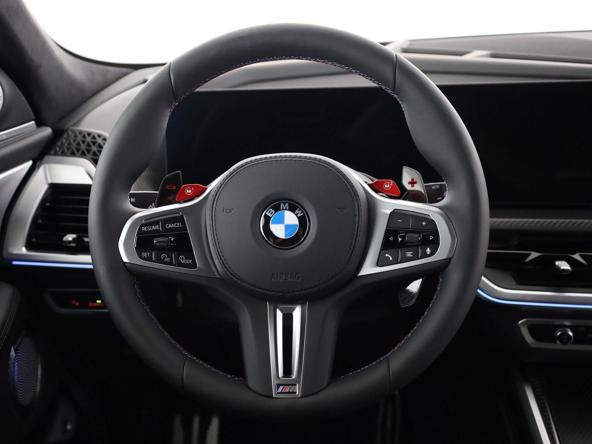 BMW XM G09 50e Plug-in Hybrid-image-18