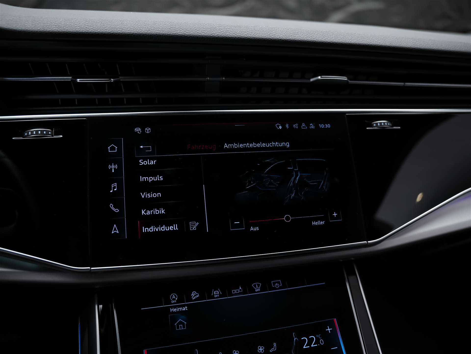 AUDI Q8 55 TFSI quattro tiptronic *22" Felgen*Panorama*B&O*Sitzbelüftung*Head-Up*-image-45