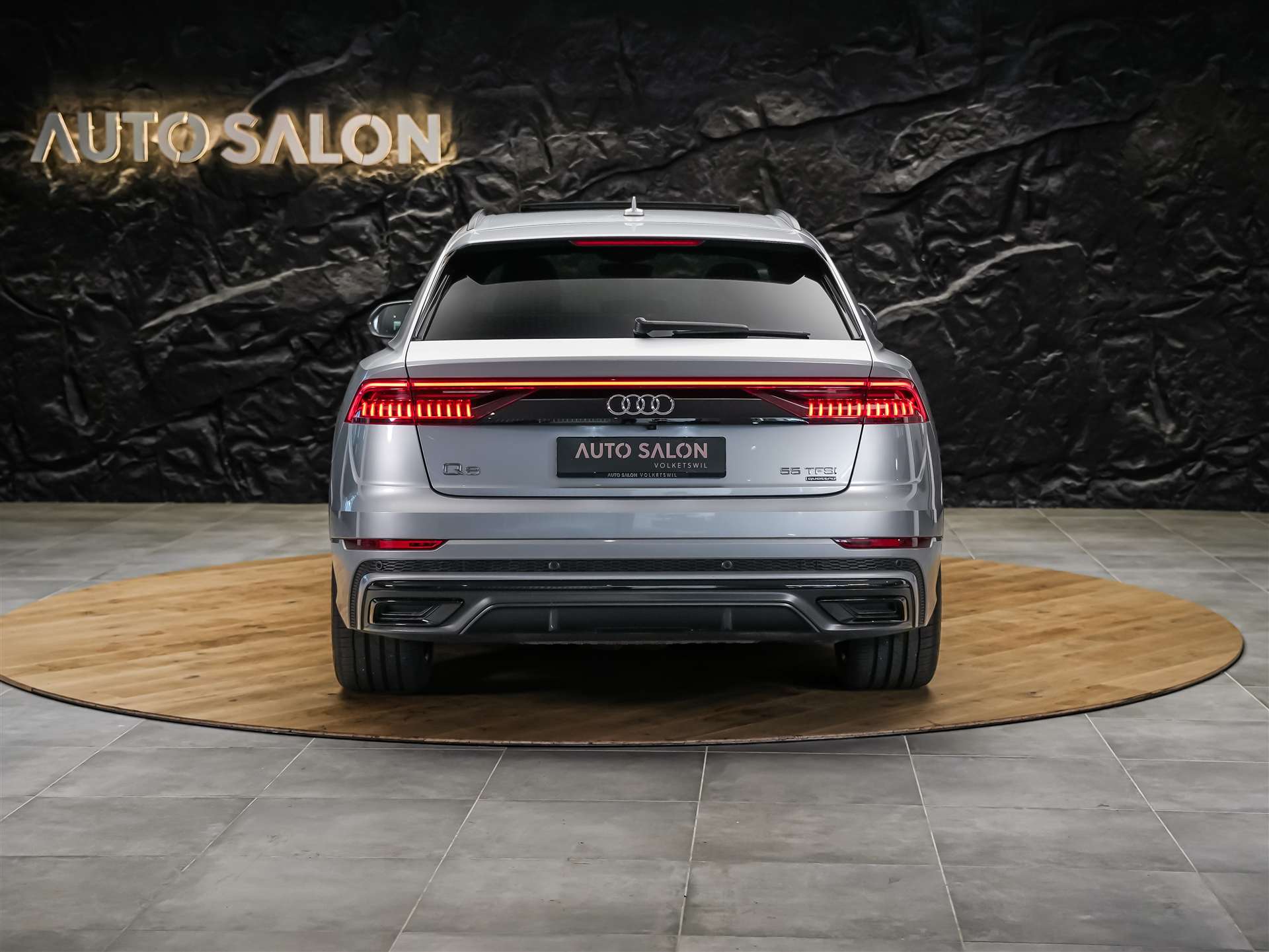 AUDI Q8 55 TFSI quattro tiptronic *22" Felgen*Panorama*B&O*Sitzbelüftung*Head-Up*-image-4