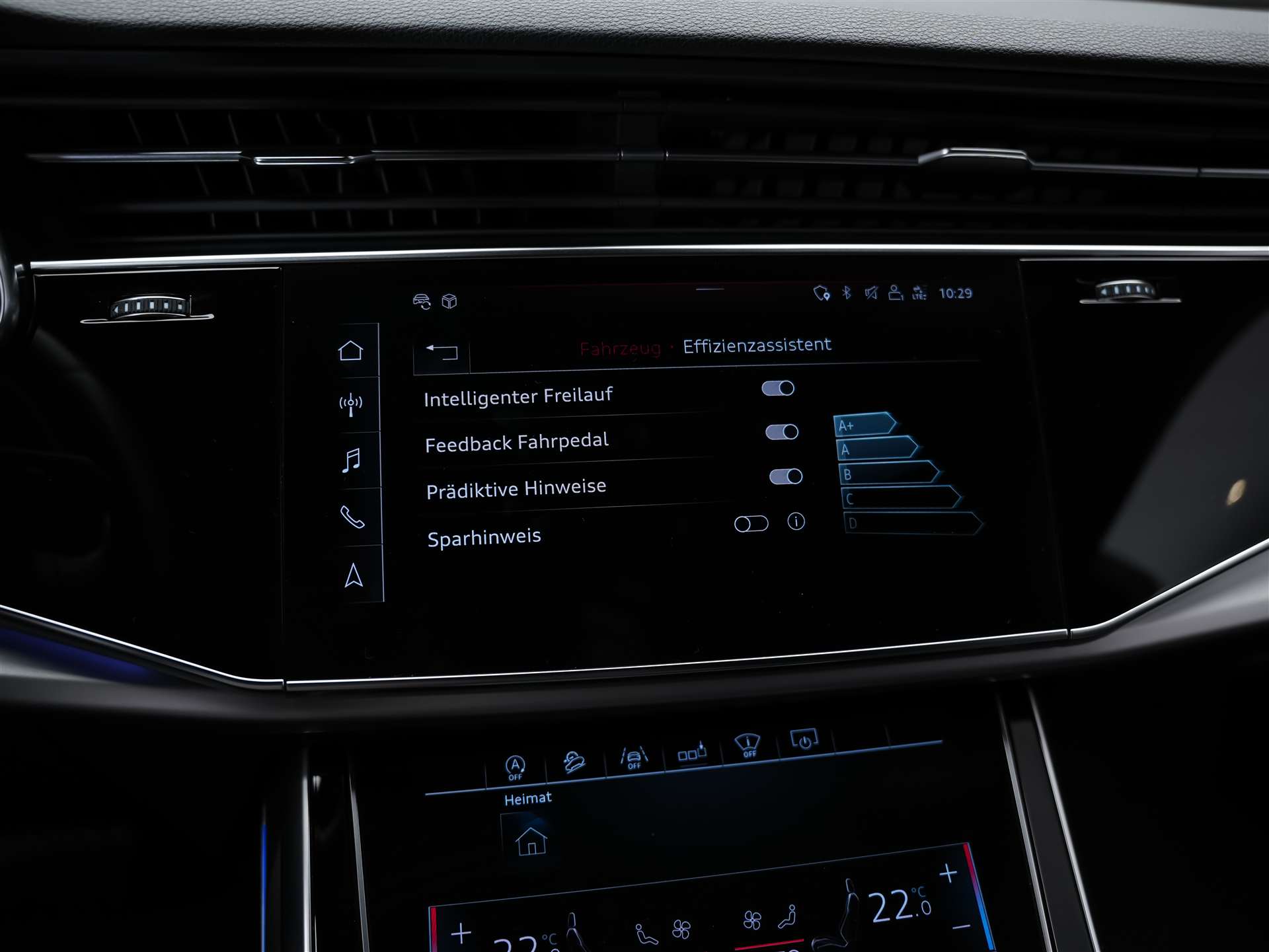 AUDI Q8 55 TFSI quattro tiptronic *22" Felgen*Panorama*B&O*Sitzbelüftung*Head-Up*-image-40