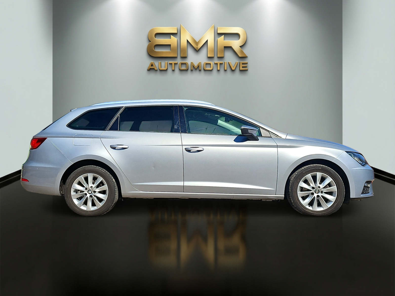 SEAT Leon ST 1.6 TDI CR Style DSG-showroom-element-3