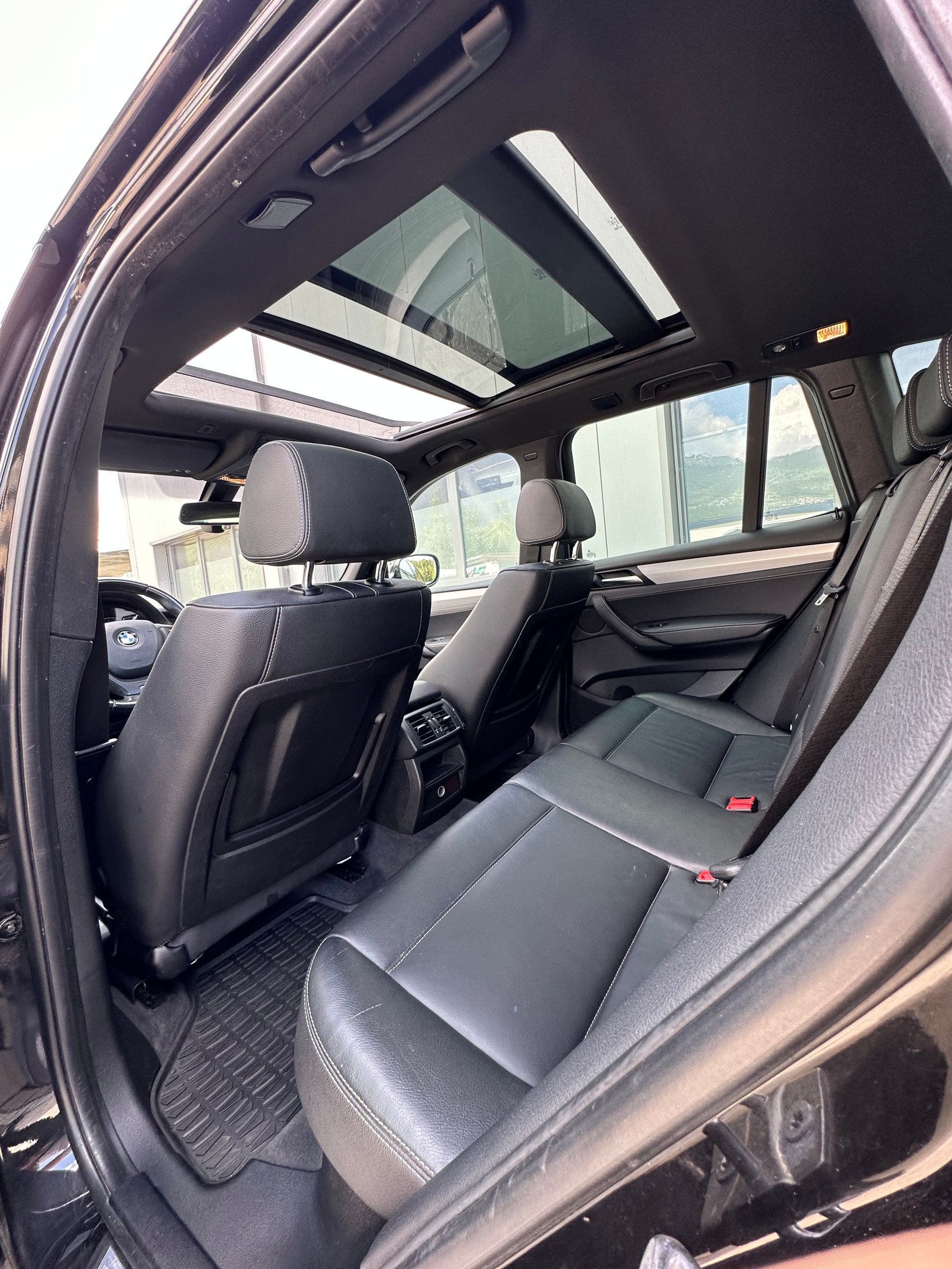 BMW X3 xDrive 20d Steptronic M-Paket Frisch ab MFK & Service-image-12