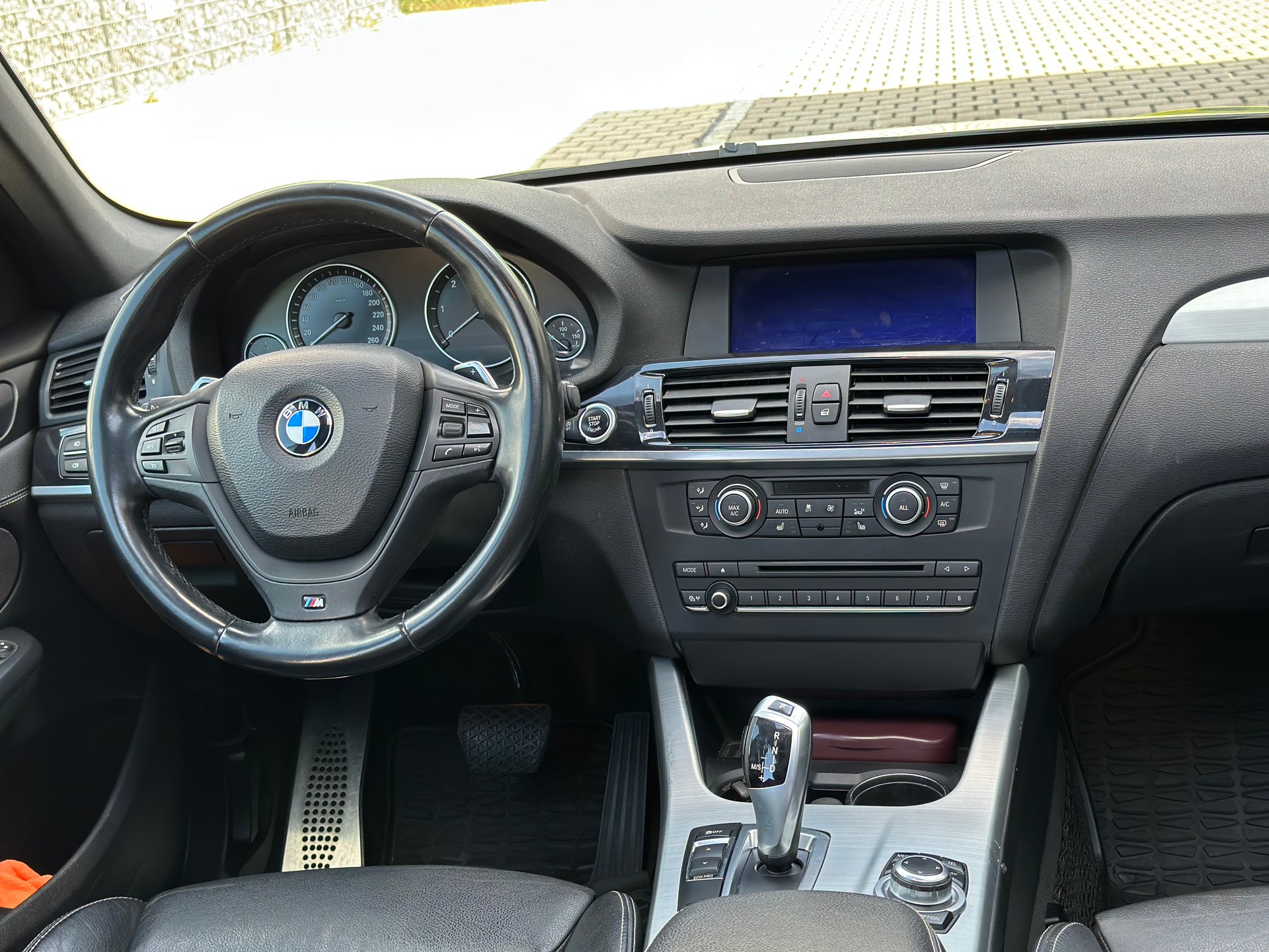 BMW X3 xDrive 20d Steptronic M-Paket Frisch ab MFK & Service-image-9