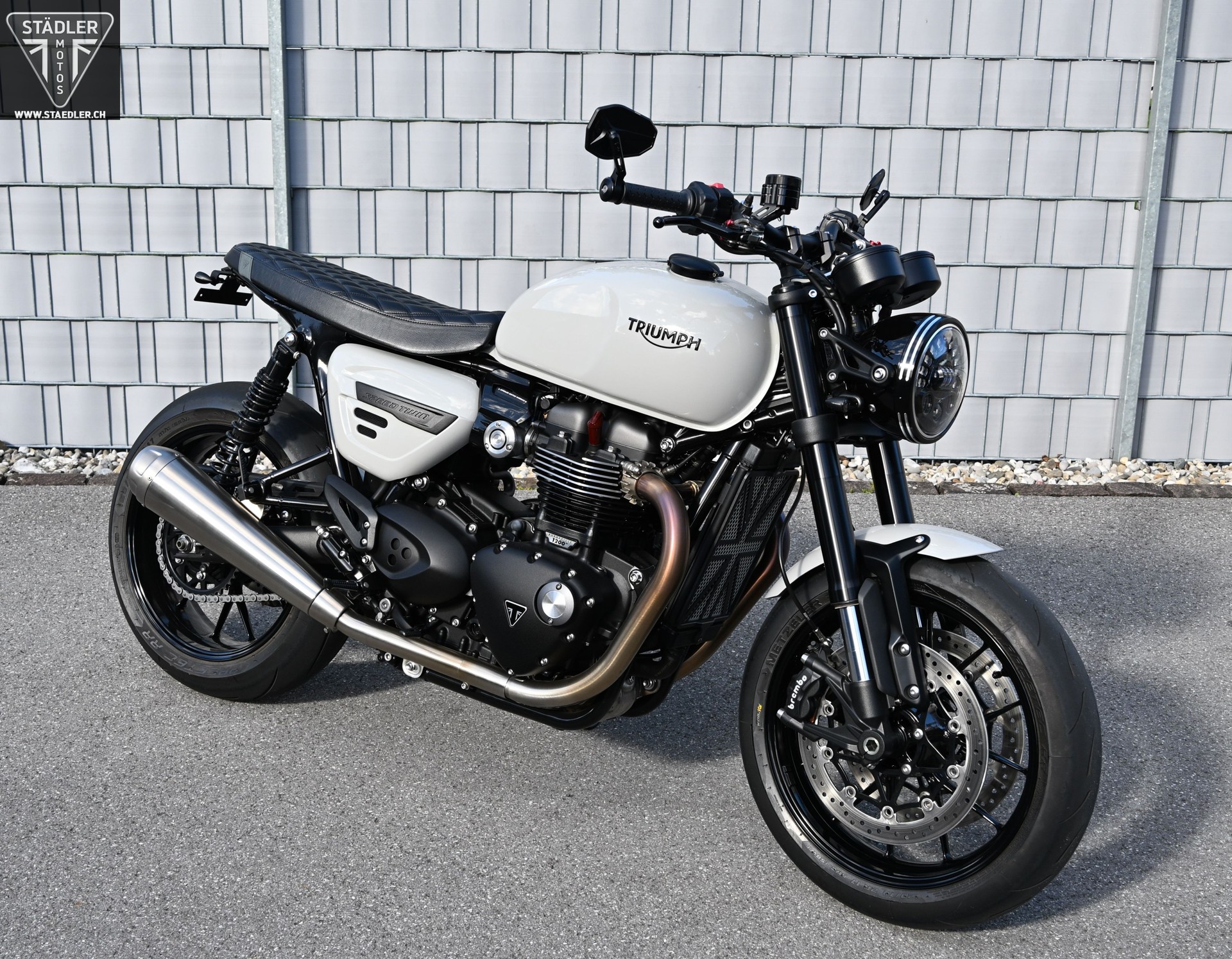 TRIUMPH Speed Twin 1200-image-9