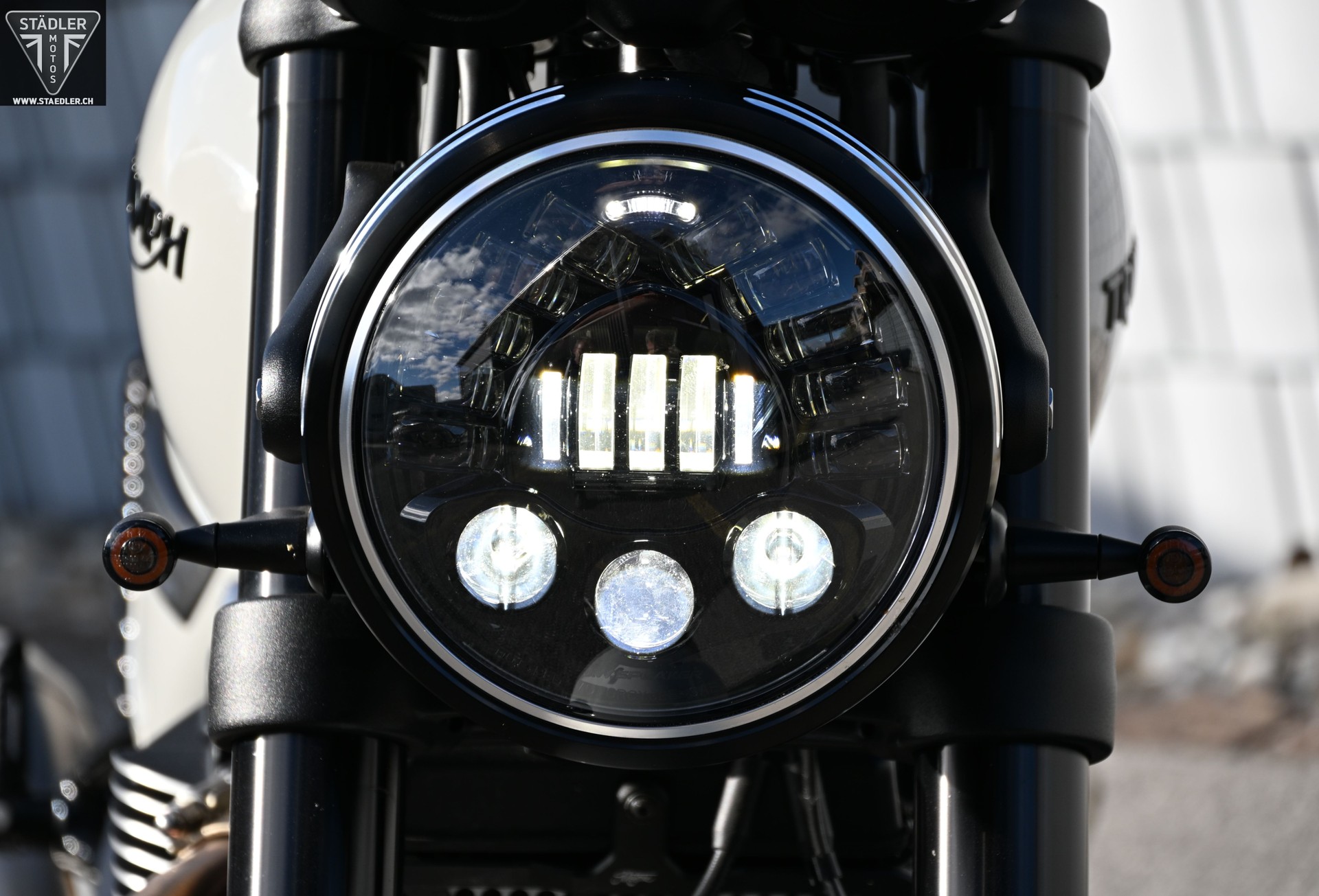 TRIUMPH Speed Twin 1200-image-6