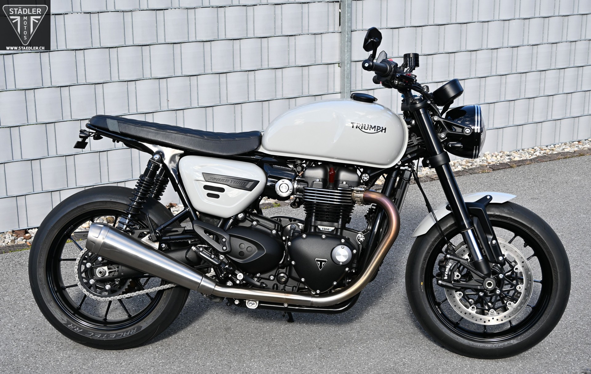 TRIUMPH Speed Twin 1200-image-1