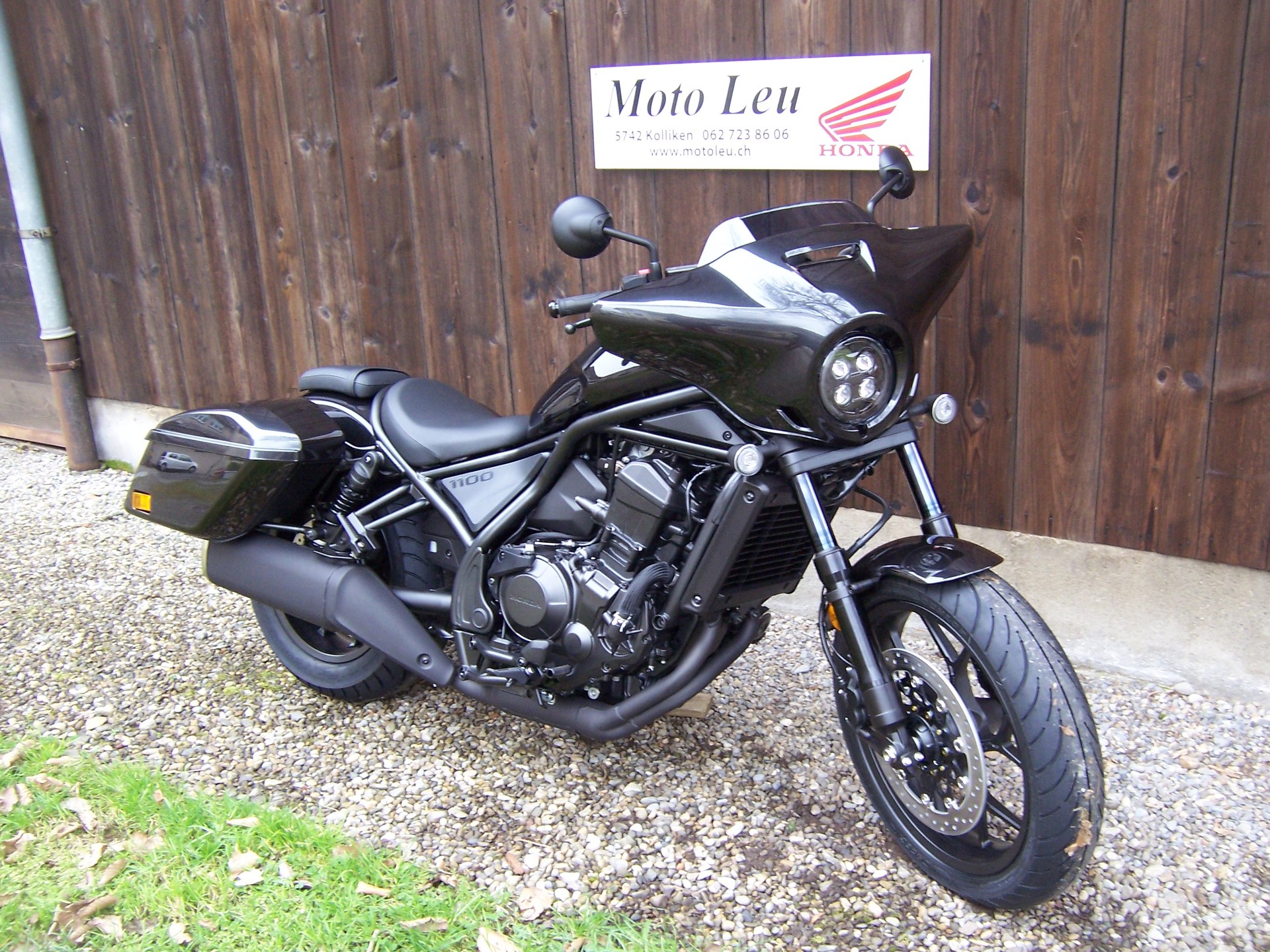 HONDA CMX 1100 DCTRebel Touring-image-2