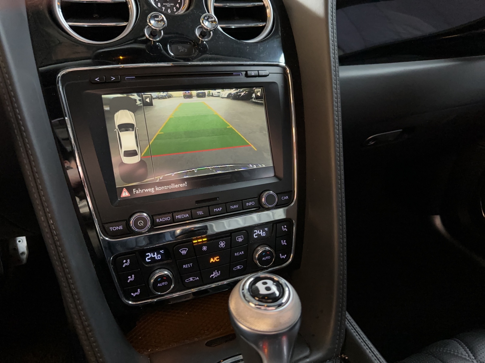 BENTLEY Flying Spur 6.0-image-10