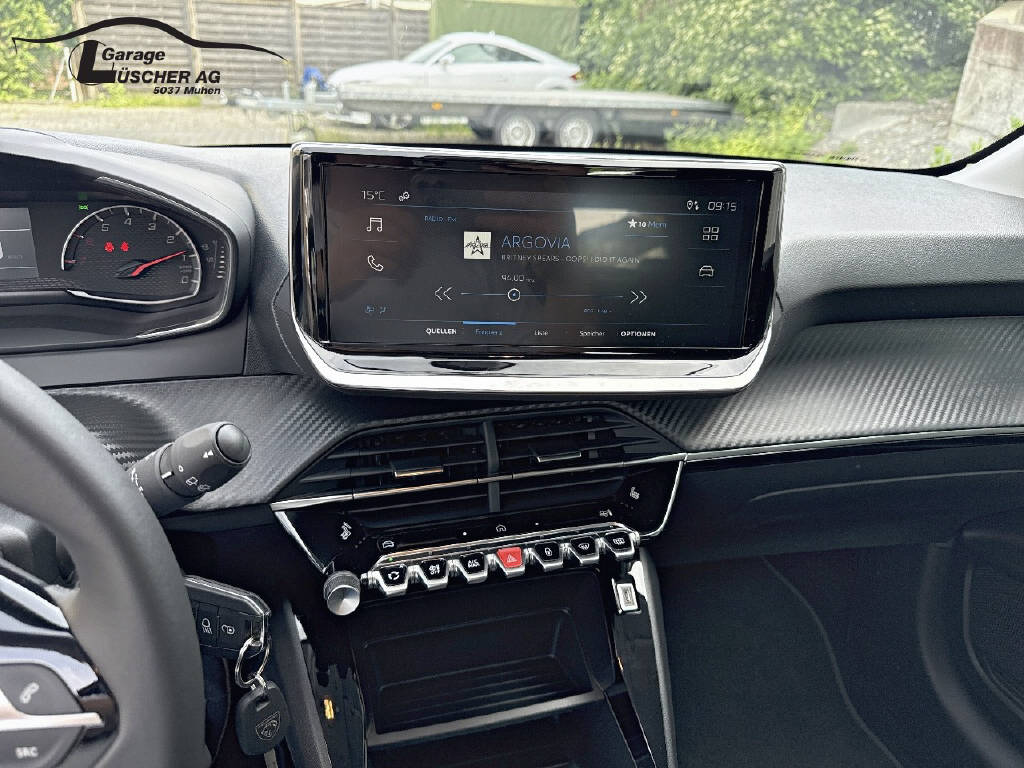PEUGEOT 208 1.2 PureTech Active-image-14
