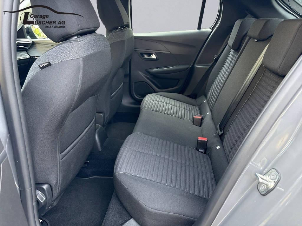 PEUGEOT 208 1.2 PureTech Active-image-15