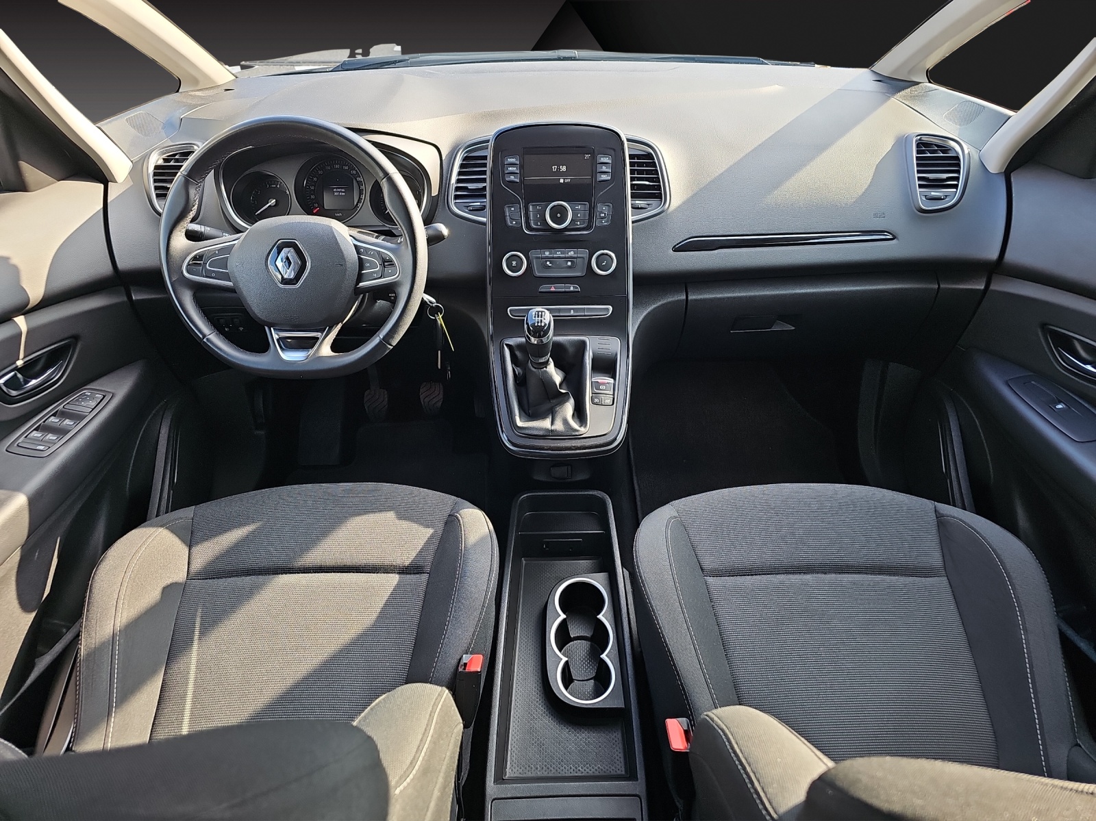 RENAULT Scénic 1.3 16V Turbo Life-image-9