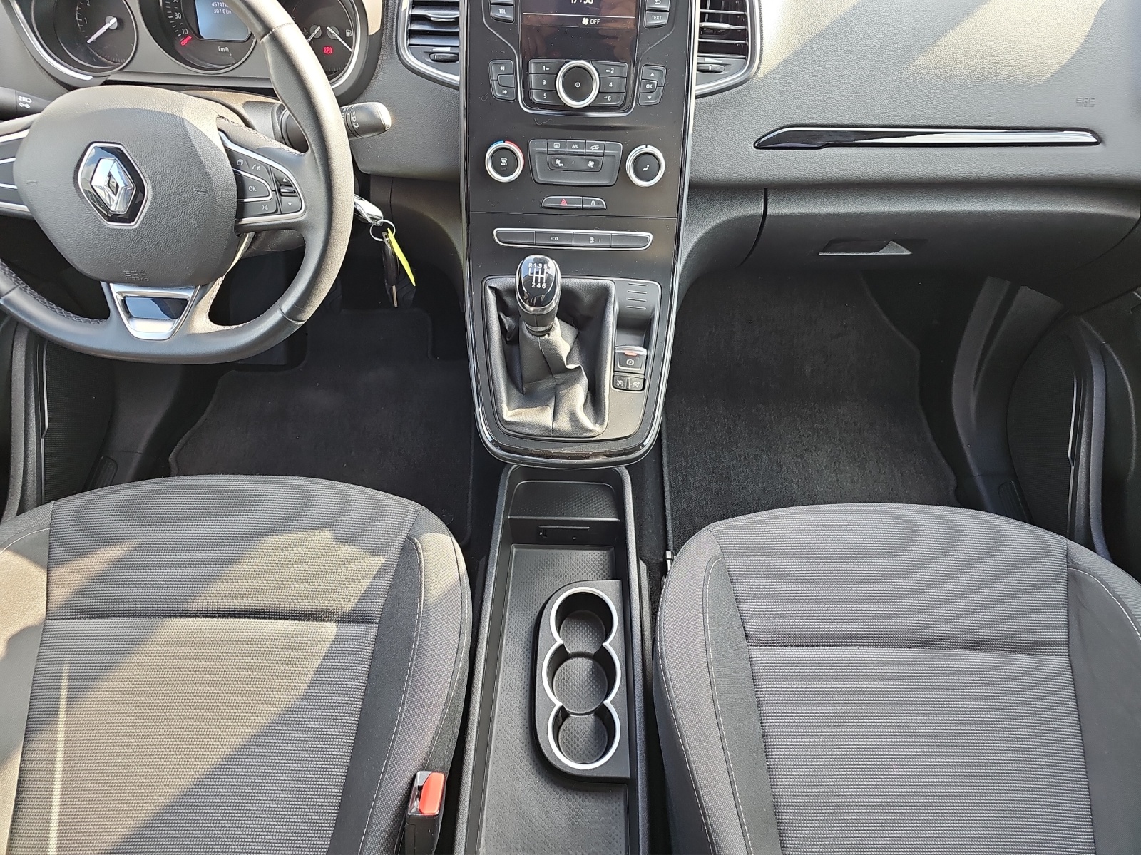 RENAULT Scénic 1.3 16V Turbo Life-image-11