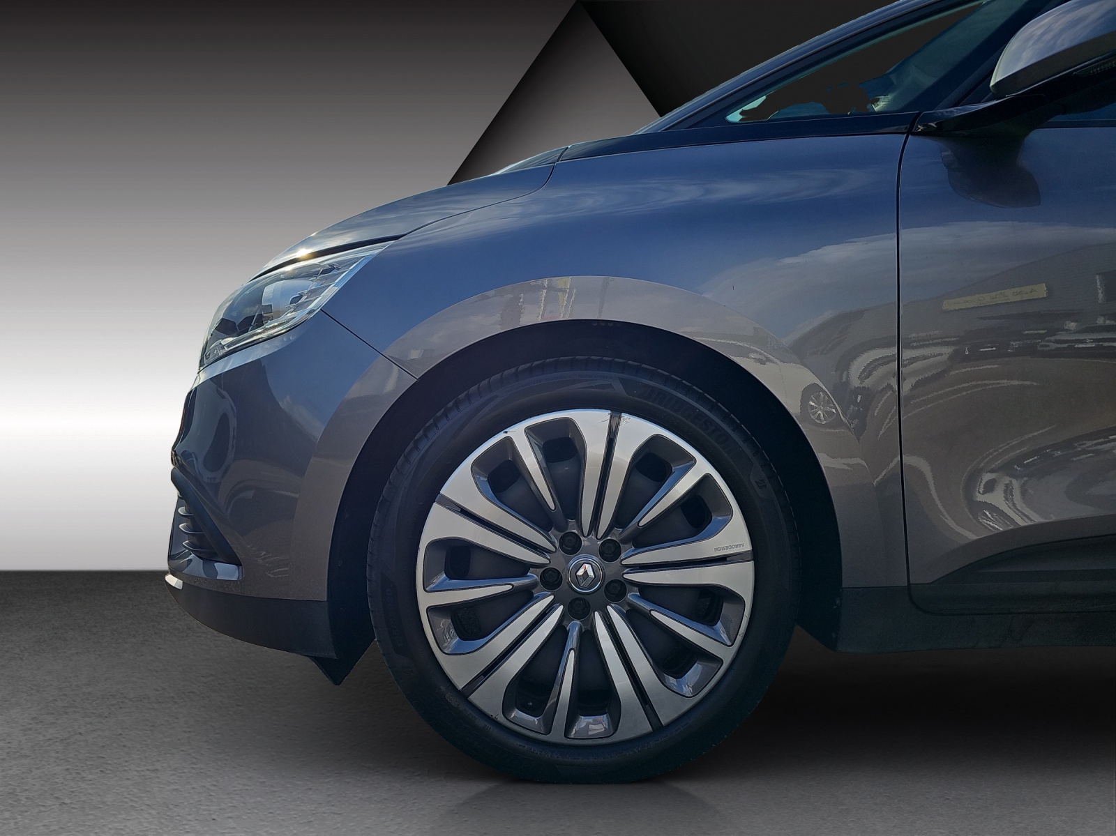 RENAULT Scénic 1.3 16V Turbo Life-image-18