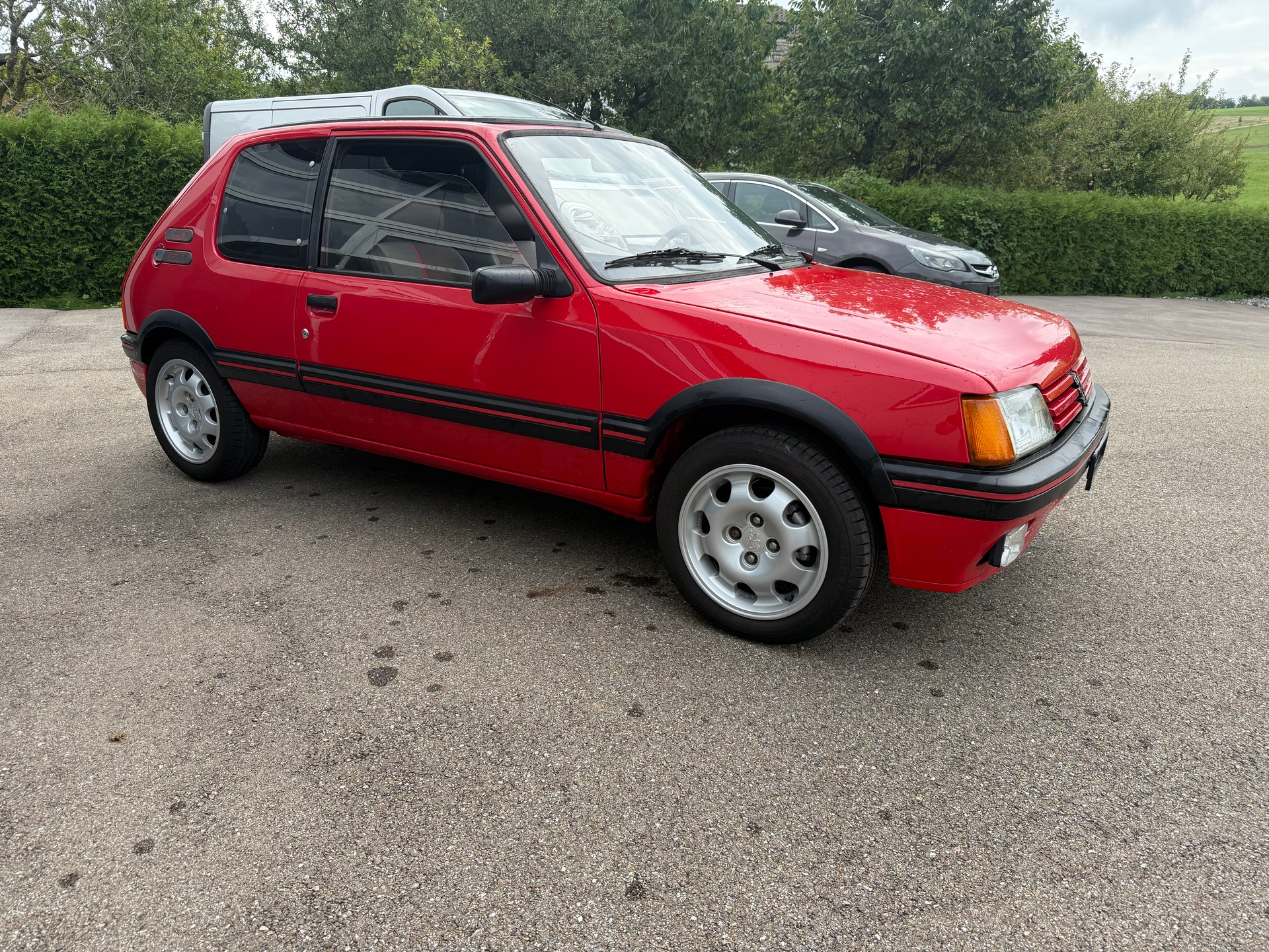 PEUGEOT 205 1.9 GTi-image-3