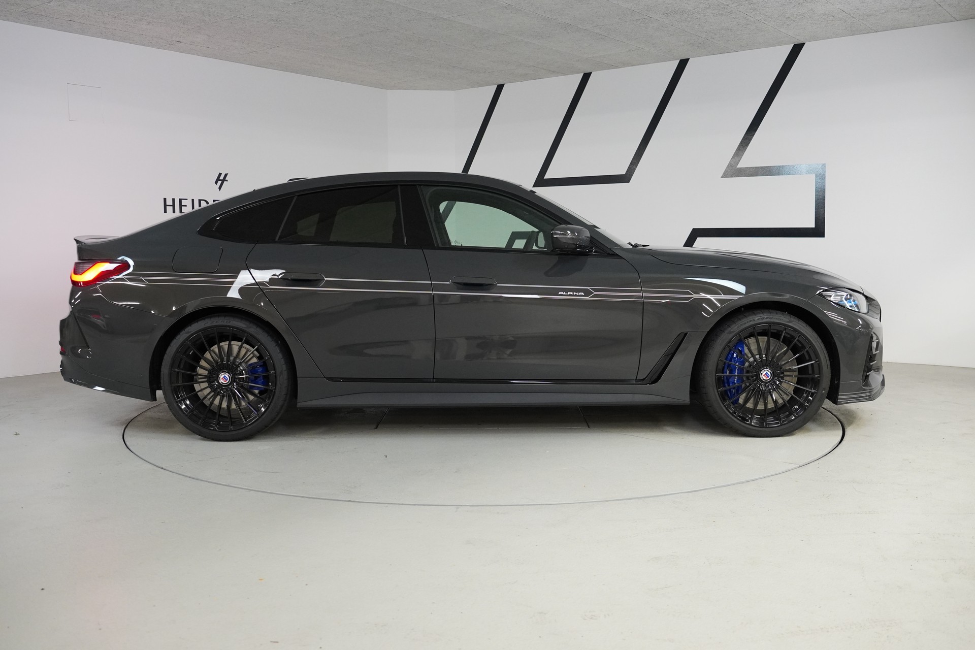 BMW-ALPINA B4 Gran Coupé 3.0 xDrive S-Tronic-image-7