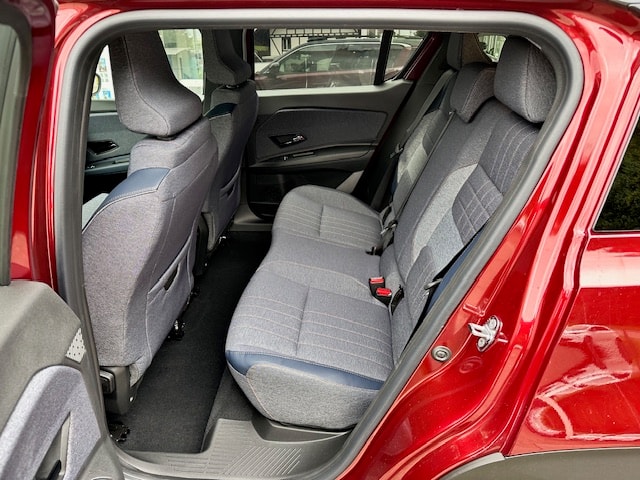 RENAULT R4 E-Tech Comfort Range 52 kWh Techno-image-10