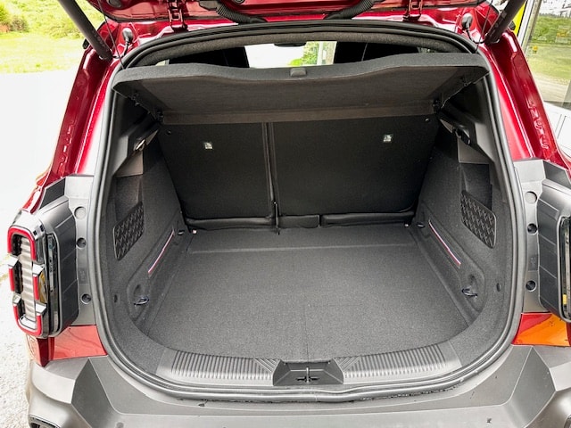 RENAULT R4 E-Tech Comfort Range 52 kWh Techno-image-8