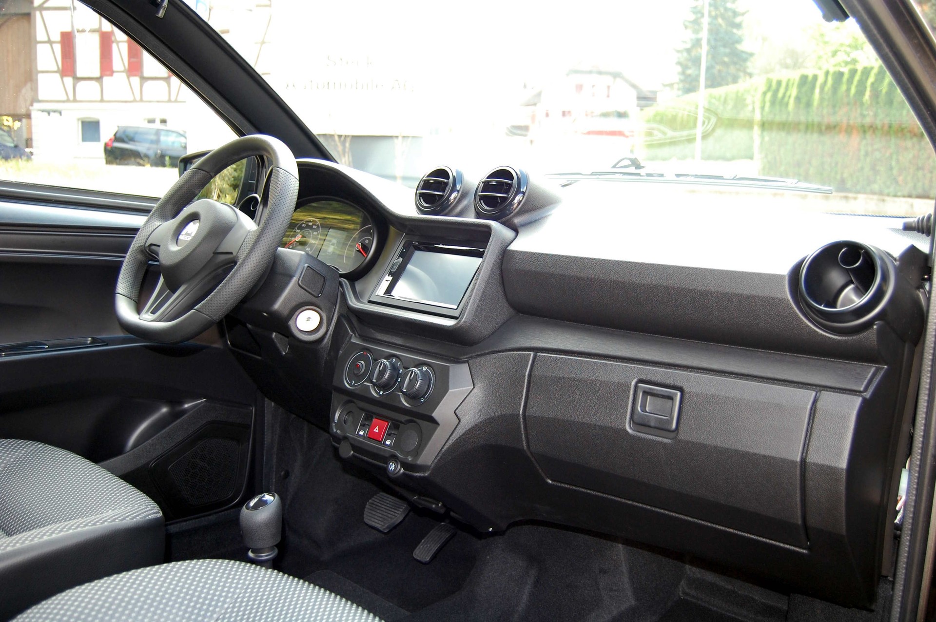 AIXAM MEGA e-Scouty-image-11