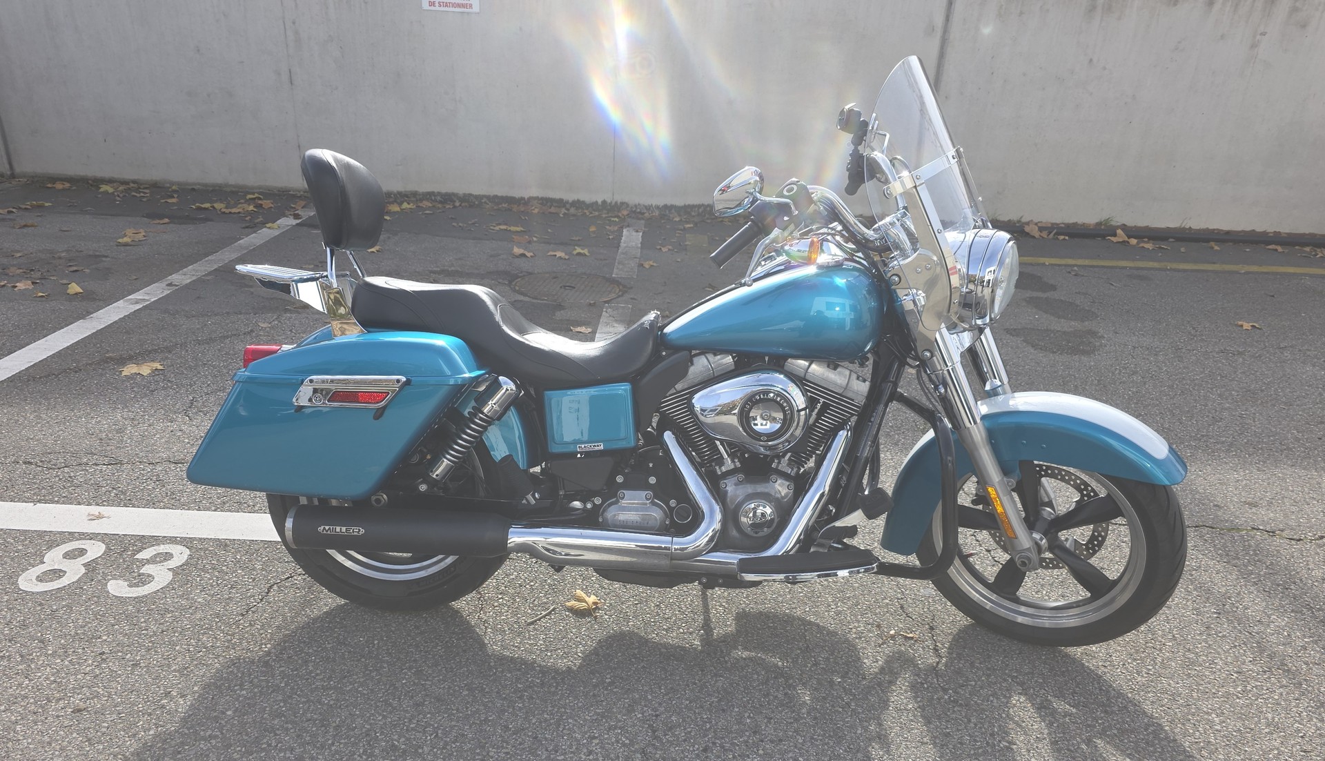HARLEY-DAVIDSON FLD Dyna Switchback ABS